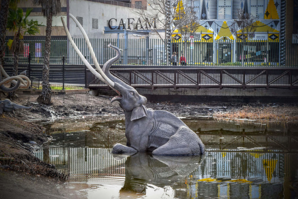 Fake Mammoth in the Tar