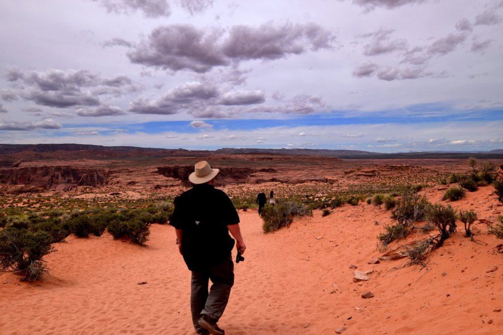 The Walk to Horseshoe Bend