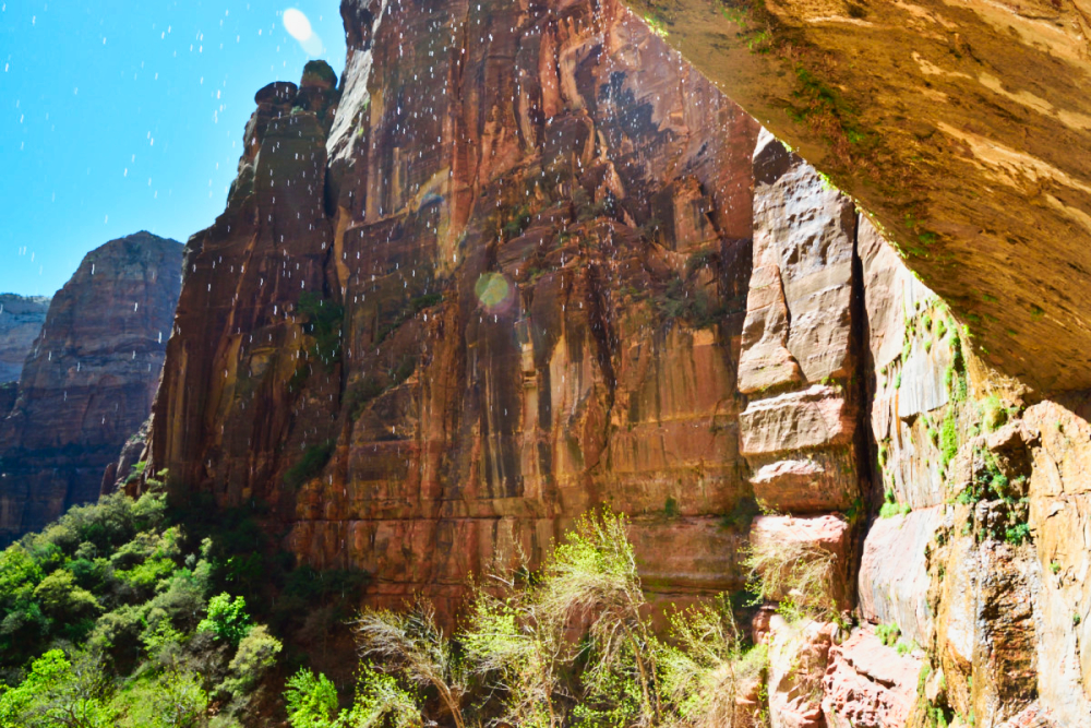 Cliffs near Weeping rock