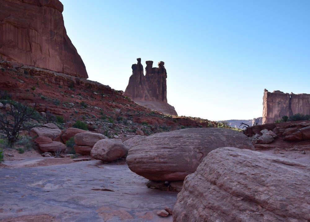 Distance Three Gossips