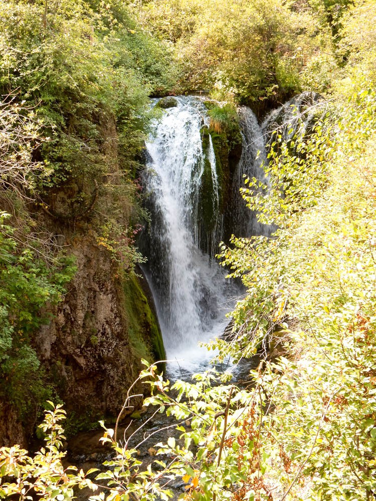 Roughlock Falls
