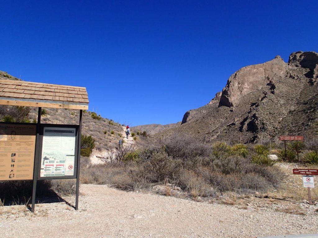 Slaughter Canyon Trail