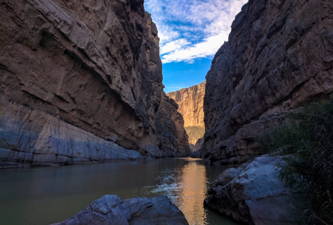 Imagine floating on the Rio Grande wighin the Santa Elena Canyon