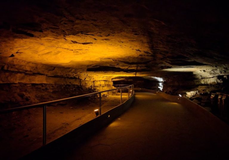 Mammoth Cave SelfGuided Tour The Adventures of Trail & Hitch