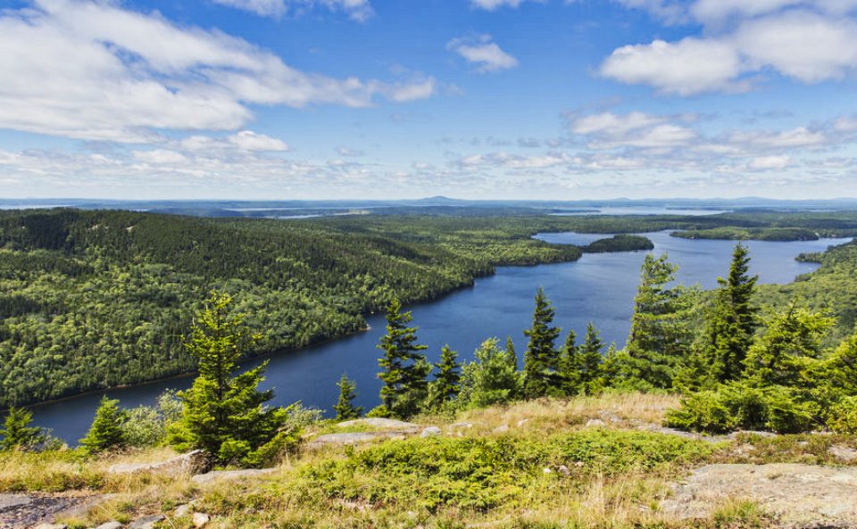 Echo Lake from Beech Mountain - Copyright pictur123 @ 123RF Stock Photo